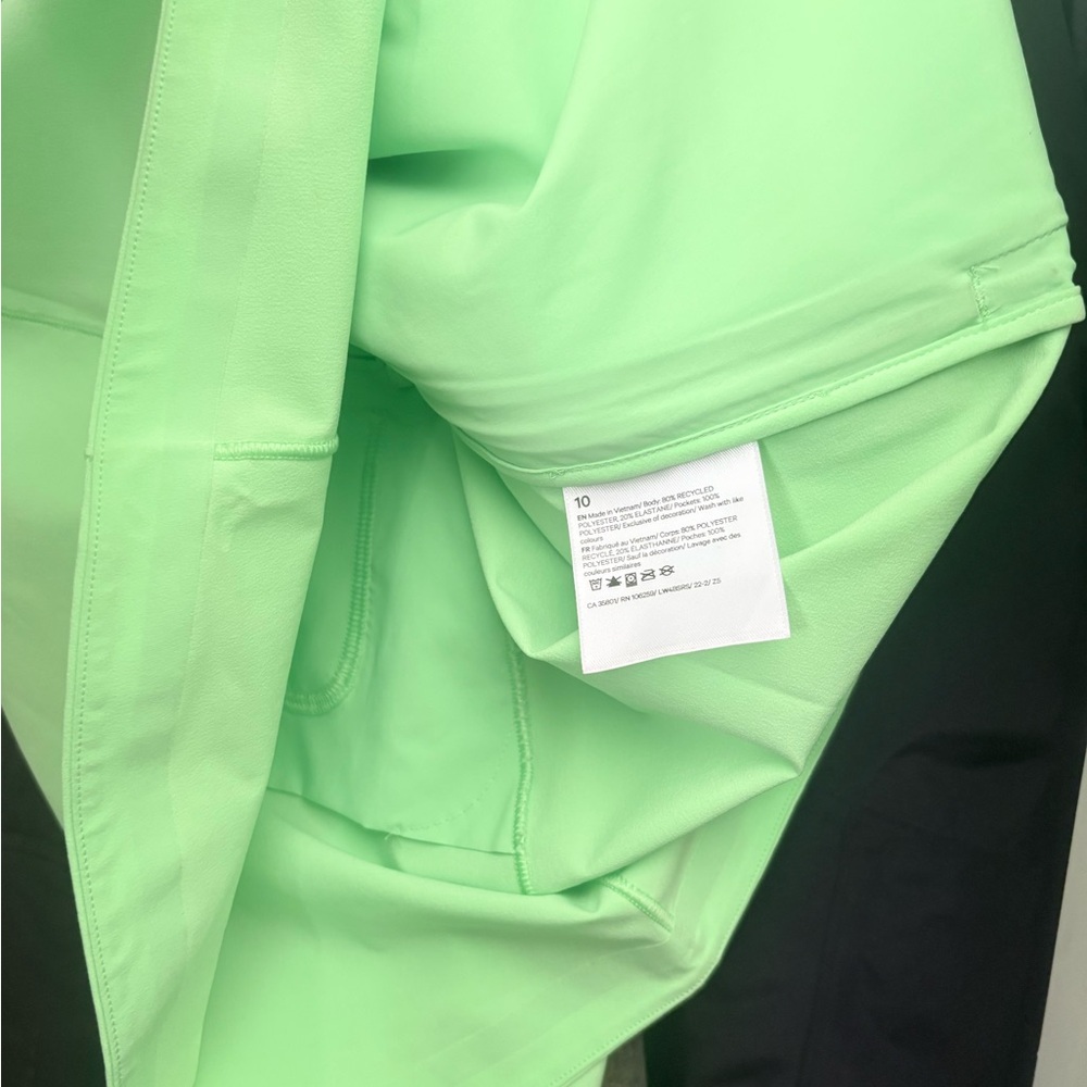 Lululemon Mist Over Windbreaker - Picture 3 of 4